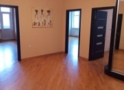 Satılır 3 otaqlı 140 m2 yeni tikili 9 mkr