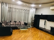 İcarəyə verilir 3 otaqlı 145 m2 yeni tikili Ağ şəhər