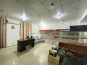 Satılır 2 otaqlı 130 m2 obyekt 28 May m.