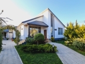 Satılır 4 otaqlı 180 m2 bağ evi Mərdəkan