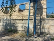 Satılır 5 otaqlı 290 m2 yeni tikili Yevlax