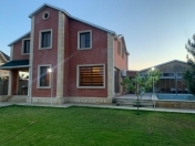 İcarəyə verilir 4 otaqlı 200 m2 bağ evi Albalı