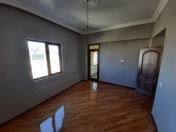 Satılır 2 otaqlı 85 m2 yeni tikili 5 mkr