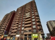 Satılır 4 otaqlı 175 m2 yeni tikili Azərbaycan Dillər Universiteti