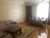 Satılır 3 otaqlı 129 m2 yeni tikili 7 mkr