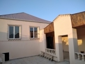 Satılır 3 otaqlı 100 m2 həyət evi Binəqədi