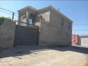 Satılır 4 otaqlı 220 m2 həyət evi Saray