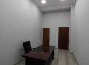 Satılır 3 otaqlı 300 m2 obyekt Xırdalan