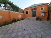Satılır 3 otaqlı 100 m2 həyət evi Zabrat 1