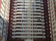 Satılır 2 otaqlı 90 m2 yeni tikili Qara Qarayev m.