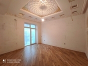 Satılır 4 otaqlı 121 m2 yeni tikili Ağ şəhər