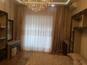 İcarəyə verilir 3 otaqlı 100 m2 yeni tikili Sahil m.