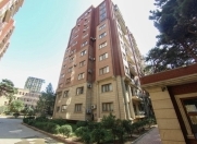 İcarəyə verilir 4 otaqlı 190 m2 yeni tikili Nərimanov r.