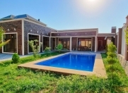 Satılır 4 otaqlı 220 m2 bağ evi Mərdəkan