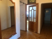 Satılır 5 otaqlı 120 m2 köhnə tikili 8 mkr