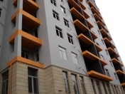 Satılır 2 otaqlı 76 m2 yeni tikili Memar Əcəmi m.