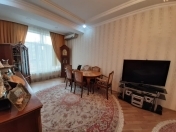 Satılır 2 otaqlı 76 m2 yeni tikili Nəriman Nərimanov m.