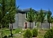 Satılır 10 otaqlı 350 m2 bağ evi Quba