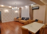 İcarəyə verilir 3 otaqlı 135 m2 yeni tikili 28 May m.