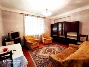 İcarəyə verilir 2 otaqlı 55 m2 köhnə tikili 28 May m.