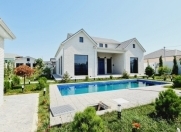 Satılır 4 otaqlı 200 m2 bağ evi Mərdəkan