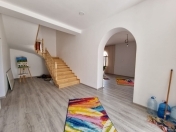 İcarəyə verilir 6 otaqlı 300 m2 bağ evi Mərdəkan