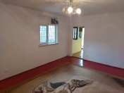 Satılır 2 otaqlı 50 m2 həyət evi Hövsan