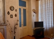 Satılır 3 otaqlı 61 m2 köhnə tikili Nizami m.