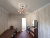 Satılır 2 otaqlı 48 m2 köhnə tikili 9 mkr