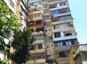 Satılır 3 otaqlı 103 m2 köhnə tikili Nizami m.