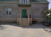 Satılır 3 otaqlı 130 m2 yeni tikili Lökbatan