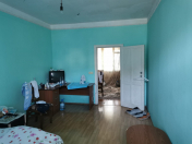 Satılır 3 otaqlı 80 m2 köhnə tikili 4 mkr