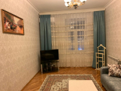 İcarəyə verilir 2 otaqlı 45 m2 köhnə tikili Sahil m.