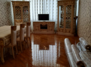 Satılır 3 otaqlı 138 m2 yeni tikili 28 May m.