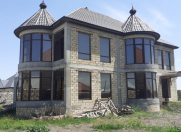 Satılır 13 otaqlı 500 m2 villa Gəncə