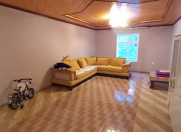 Satılır 5 otaqlı 220 m2 həyət evi Binə