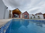 Satılır 4 otaqlı 135 m2 bağ evi Şüvəlan Park ticarət mərkəzi