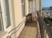 Satılır 5 otaqlı 130 m2 köhnə tikili Həzi Aslanov m.