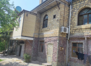 Satılır 9 otaqlı 270 m2 həyət evi Rəsulzadə