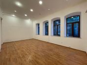 Satılır 5 otaqlı 350 m2 obyekt İçəri Şəhər m.