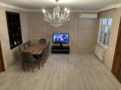 Satılır 3 otaqlı 120 m2 həyət evi İnşaatçılar m.
