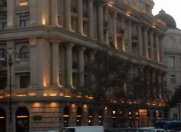 Satılır 2 otaqlı 60 m2 köhnə tikili Sahil m.