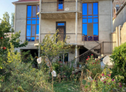 Satılır 6 otaqlı 430 m2 həyət evi Bakıxanov
