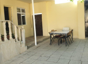 Satılır 4 otaqlı 200 m2 həyət evi Badamdar