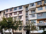 Satılır 4 otaqlı 90 m2 köhnə tikili Əhmədli