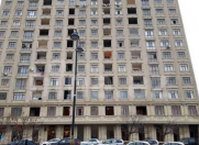 Satılır 10 m2 qaraj İnşaatçılar m.