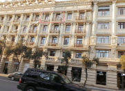 İcarəyə verilir 2 otaqlı 56 m2 köhnə tikili Səbail r.