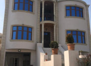 Satılır 8 otaqlı 390 m2 həyət evi Masazır