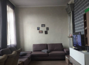 Satılır 3 otaqlı 110 m2 köhnə tikili Axundov bağı