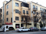 İcarəyə verilir 2 otaqlı 50 m2 köhnə tikili 28 May m.